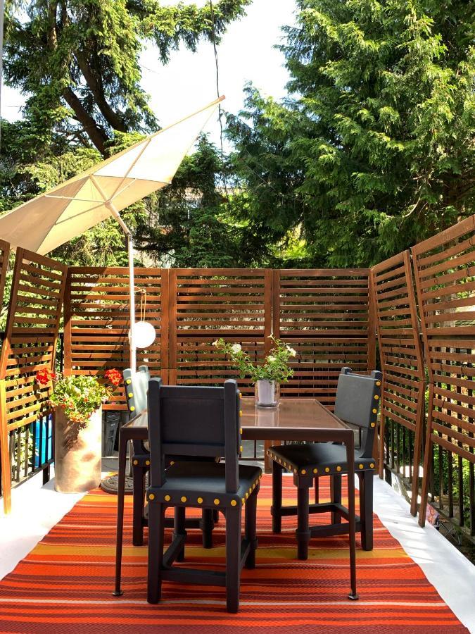 Cozy Home In Kitslano, Vancouver. Free Parking. Экстерьер фото